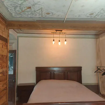 River And Mounts Rum i privatbostad Campertogno